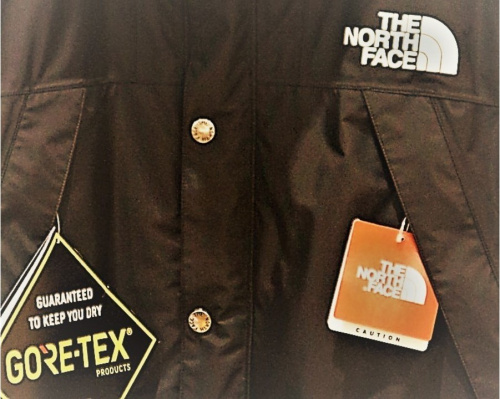 アウトドアブランドのTHE NORTH FACE