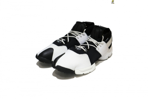 Y-3のワイスリー