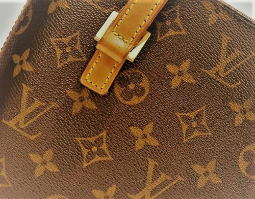 ラグジュアリーブランドのLOUIS VUITTON