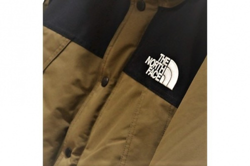 アウトドアブランドのTHE NORTH FACE
