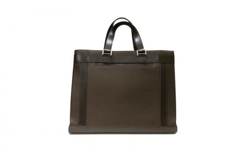 LOUIS VUITTON 　のルイ ヴィトン　