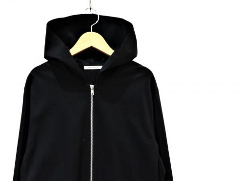 キャリアファッションのMACPHEE