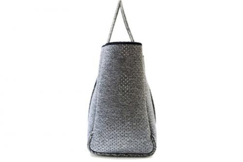 トートバッグのネオプレーン