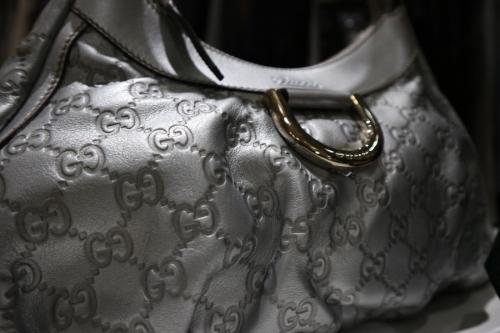 グッチのワンショルダーバッグ