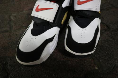 ハイカットスニーカーのメンズ