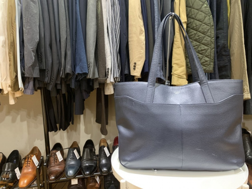 ドメスティックブランドのPELLE MORBIDA