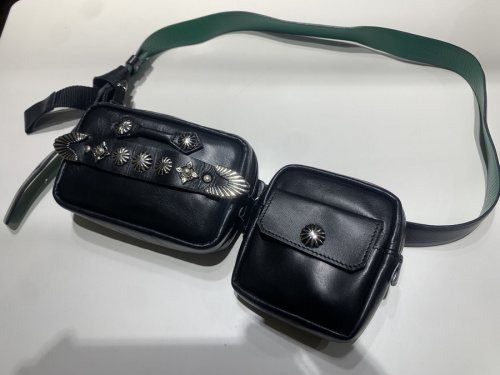 ドメスティックブランドのTOGA VIRILIS