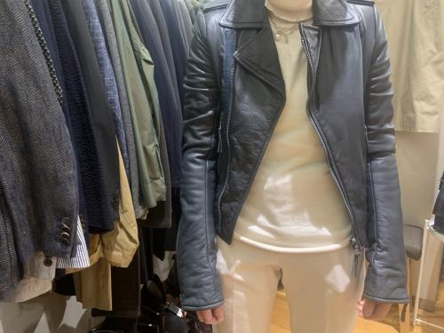 BALENCIAGAのバレンシアガ