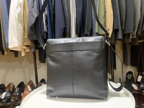 ショルダーバッグのメンズ