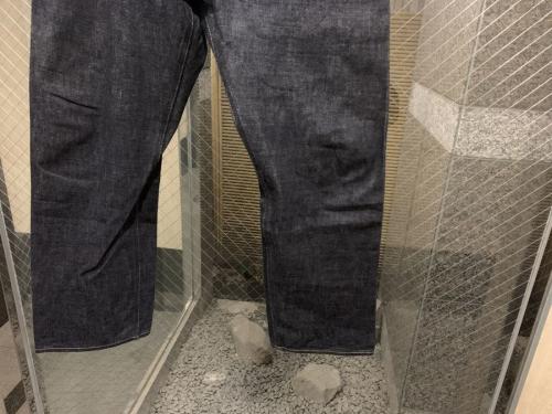 デニムパンツのメンズ