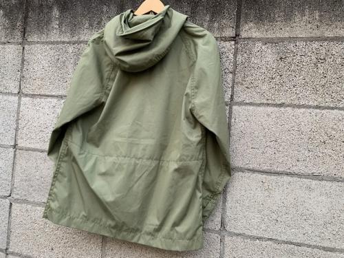 マウンテンパーカーのメンズ