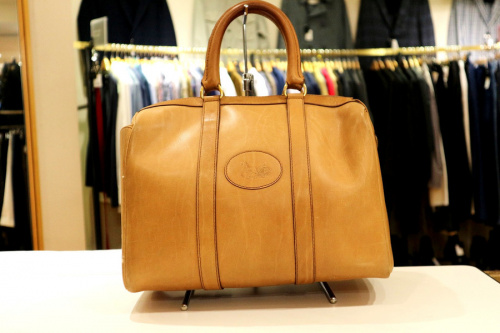 ラグジュアリーブランドのCELINE