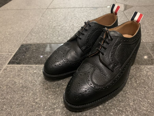 ラグジュアリーブランドのTHOM BROWNE