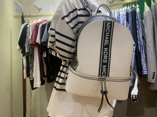 インポートブランドのMICHAEL KORS