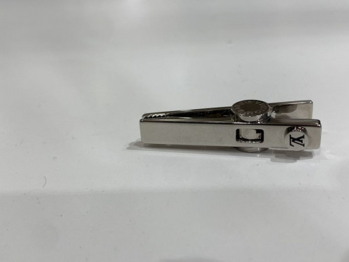 ラグジュアリーブランドのLOUIS VUITTON 　