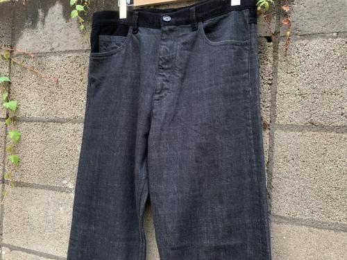 マルニのデニムパンツ