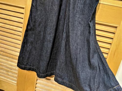 デニムのスカート