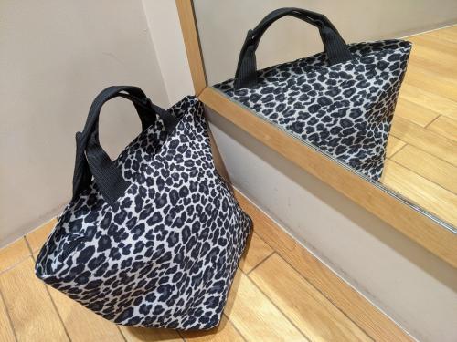 エルベシャプリエのハンドバッグ