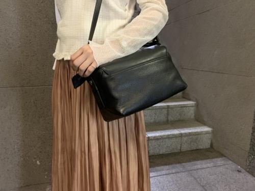 エポイのBOX2WAYショルダーバッグ