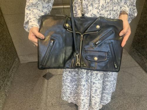 ビューティフル　ピープルのバッグ