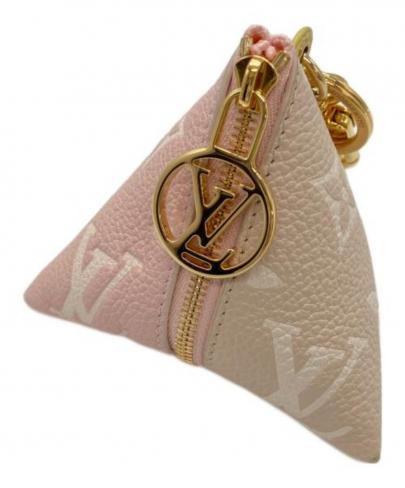 「ラグジュアリーブランドのLOUIS VUITTON 」