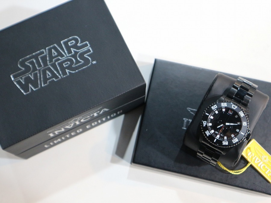 Invicta 限定版 腕時計4点セットです Amazon | Invicta スターウォーズ 52mm ダースベイダー 限定版