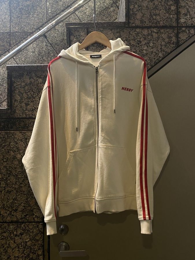 NERDY ジップパーカー 限定品