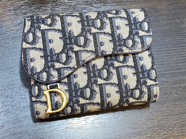 Dior サドル財布