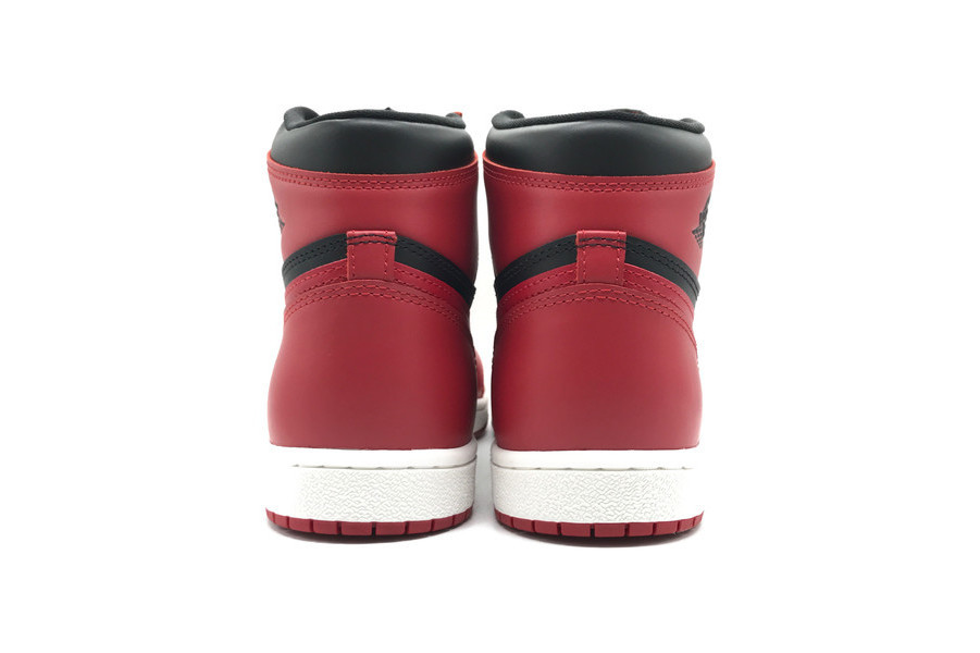 NIKE/ナイキ】AIR JORDAN 1 HI 85 