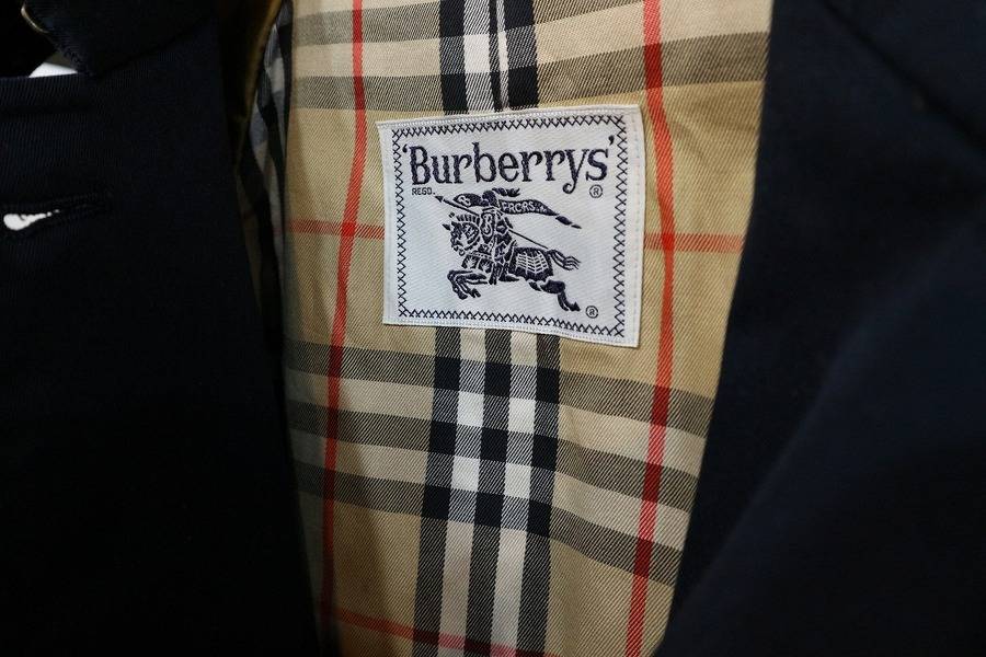 「Burberry’ｓのステンカラーコート 」