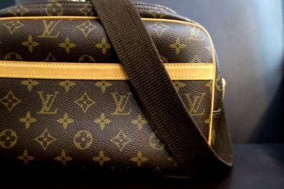 「ラグジュアリーブランドのLOUIS VUITTON 」