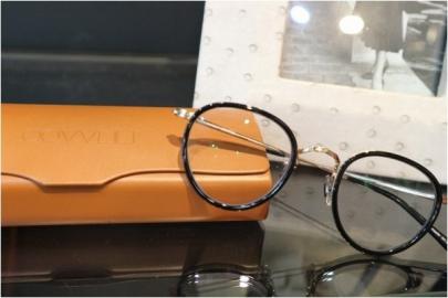 「インポートブランドのOLIVER PEOPLES 」