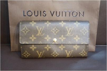 「ラグジュアリーブランドのLOUIS VUITTON 」