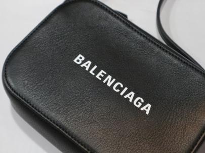 「ラグジュアリーブランドのBALENCIAGA 」