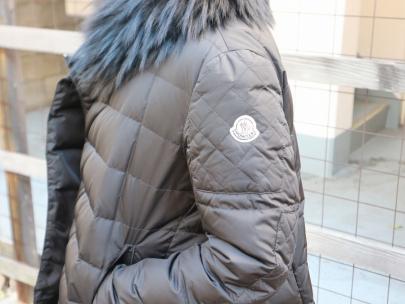 「ラグジュアリーブランドのMONCLER 」