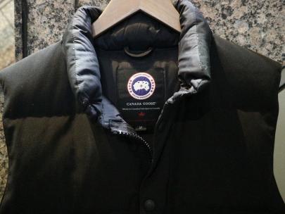 「ラグジュアリーブランドのCANADA GOOSE 」