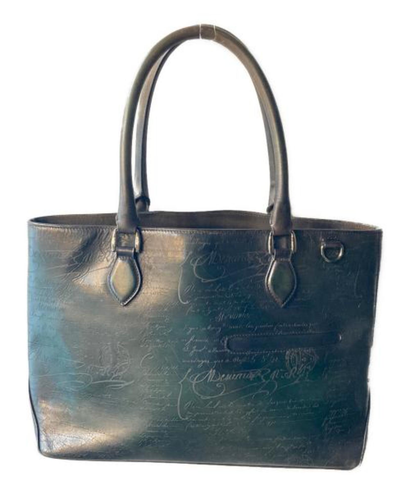 Berluti / ベルルッティ】深みのあるダークグリーンが宿す芸術性|唯一 