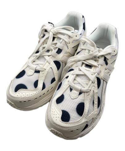「スニーカーのNEW BALANCE 」