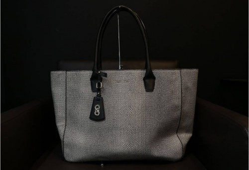 バッグの新小岩