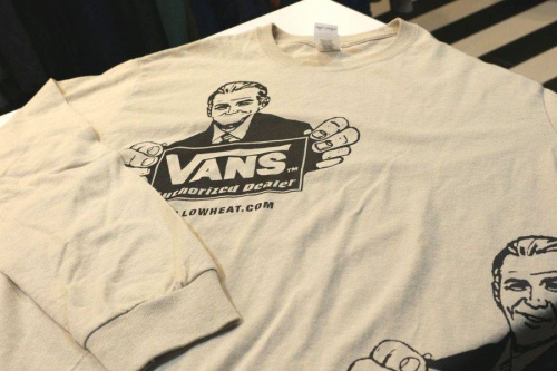 スニーカーの新小岩