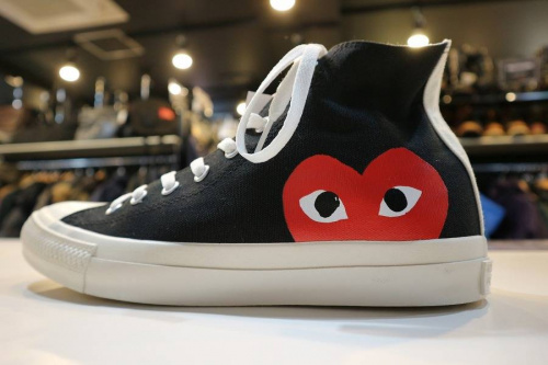 ギャルソンのコンバース