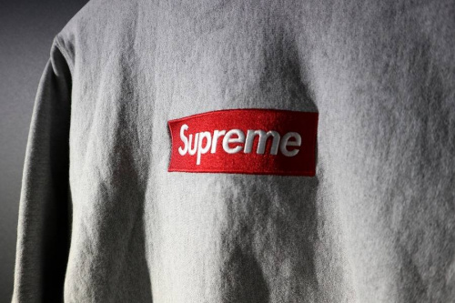 BOXロゴのストリート