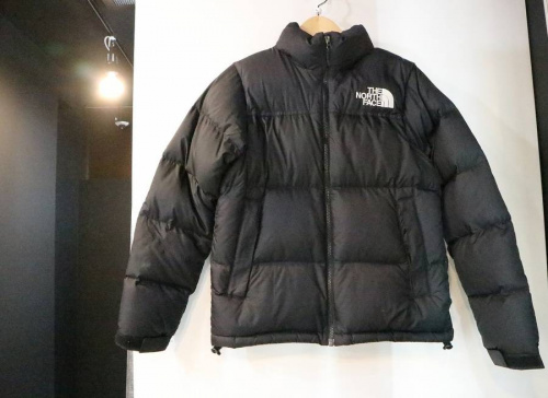 ヌプシダウンジャケットのダウンジャケット