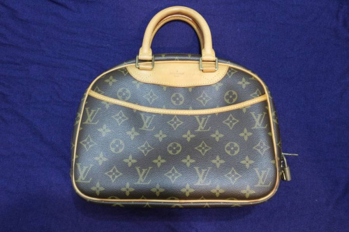 シューズ・バッグのハンドバッグ