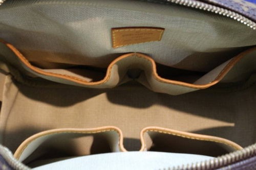 ハンドバッグのリポーターPM