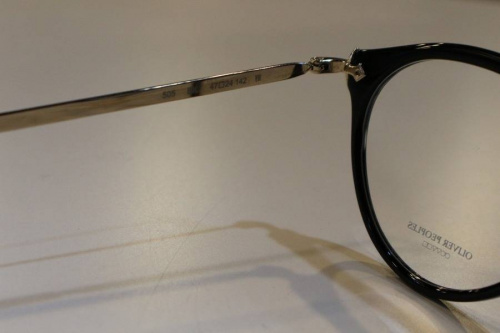 伊達眼鏡のOLIVERPEOPLES