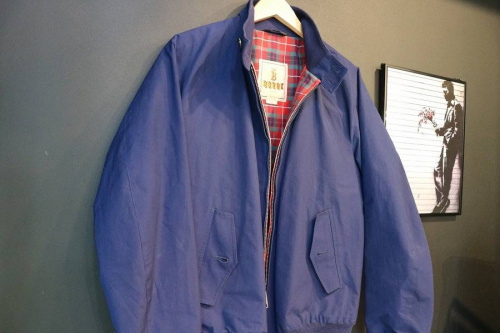 Baracutaのスイングトップ