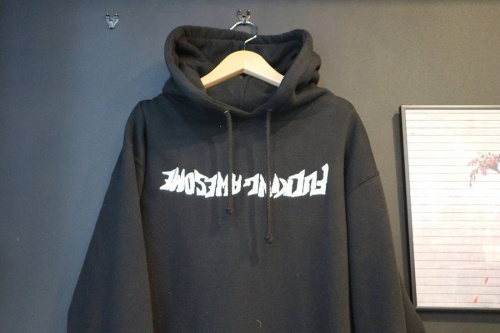 ストリートのFUCKING AWESOME