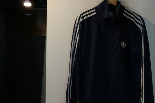 adidasのスニーカー