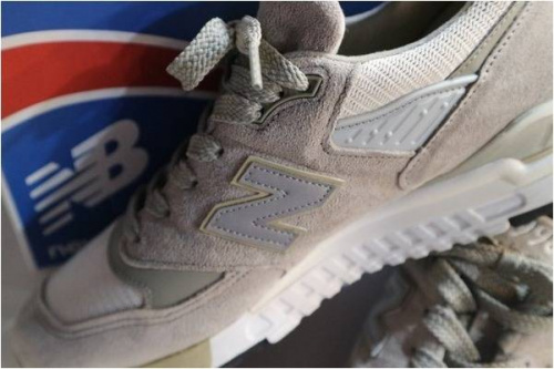 NEW BALANCEのスニーカー